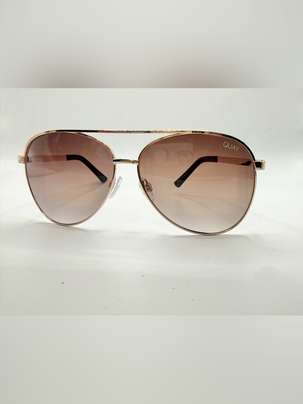 QUAY Vivienne Gold Aviator Frame with Brown Lenses Sunglasses EUC